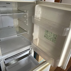 冷蔵庫の画像