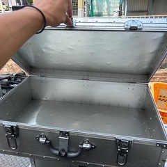 アタッシュケース アルミ 1個1000円の画像