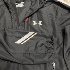 UNDER ARMOR アンダーアーマー ウィンドブレーカー メンズ Ｓサイズの画像