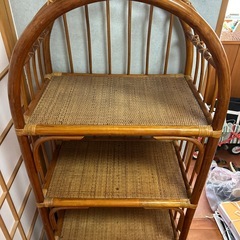 木の棚の画像