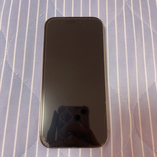 【使用頻度少】iPhone16pro 512GB simフリー