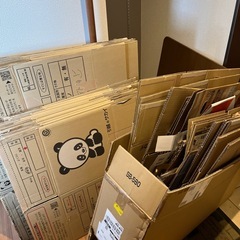 引越しで使用した，ダンボールの画像