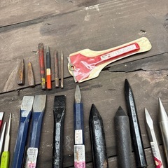 さまざまなタガネセットの画像