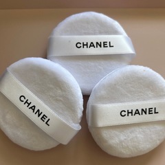 CHANEL パフ　３個セットの画像