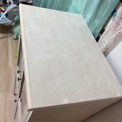 食器棚の画像