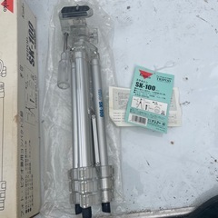 Kenko TRIPOD SK-100 フォト・ビデオ兼用コンパクト三脚の画像