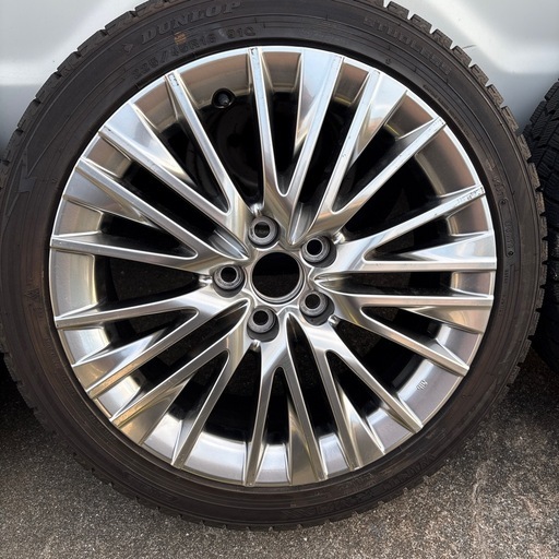 225/45R18✴︎スタットレス