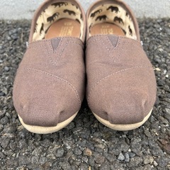 【TOMS】スリッポン　シューズ　グレーの画像