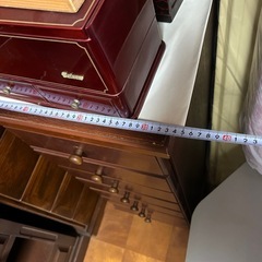 収納棚の画像