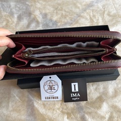 [新品] 　長財布　牛革の画像