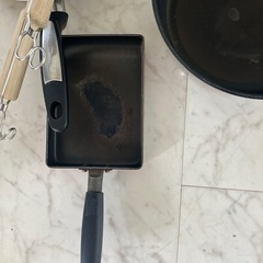 フライパンいろいろの画像