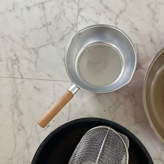 フライパンいろいろの画像