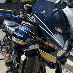 カワサキ
z900rsキャンディトーンブルー未転倒です。の画像
