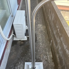 物干し竿の土台の画像