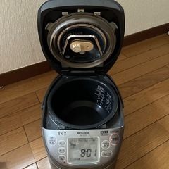 炊飯器の画像