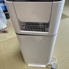 アイリスオーヤマ 除湿機 衣類乾燥 デシカント式 13畳 サーキュレーター付きの画像