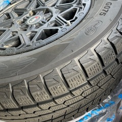 YOKOHAMAスタッドレスタイヤ4本265/65r17LMGホイール付きの画像
