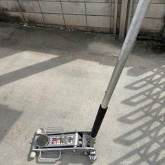 さいたま新都心付近★ジャンク★油圧アルミローダウンジャッキ アス...