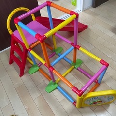 ベビー遊具ジャングルジムの画像