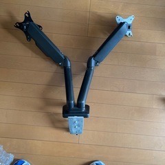 モニターアームの画像