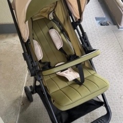 超軽ベビーカーの画像