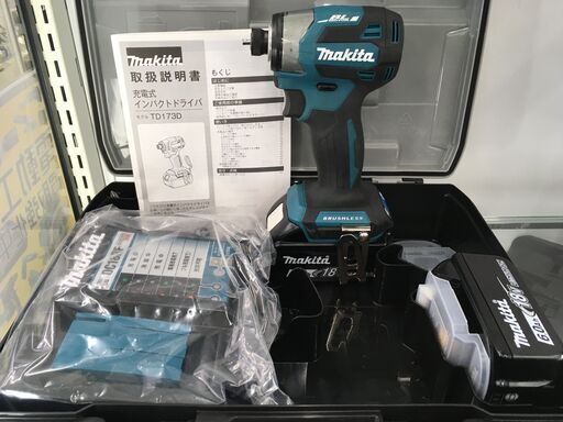 Makita 充電式インパクトドライバー  TD173DRGX 中古