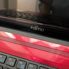 ノートパソコン【富士通 FMV LIFEBOOK AH53/R FMVA53RR】の画像