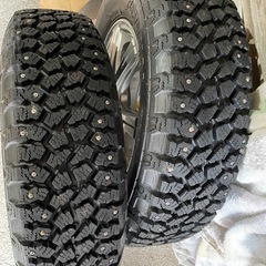 中古　トーヨースパイクタイヤ2本セットの画像