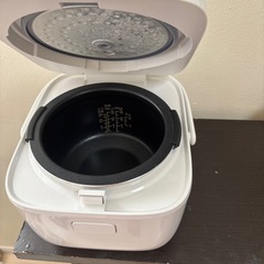 炊飯器美品の画像