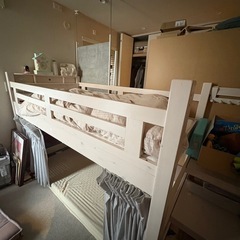 二段ベッドの画像