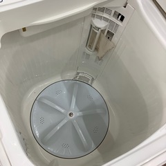 【6ヶ月間の動作保証付き】AQUAの二槽式洗濯機AQW-N551のご紹介ですの画像