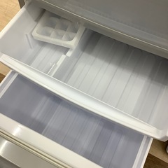 【6ヶ月間の動作保証付き】SHARPの2ドア冷蔵庫SJ-D14C-Sのご紹介ですの画像