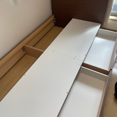 ニトリ　ベッドフレームの画像