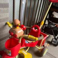 アンパンマン三輪車　手押しの画像
