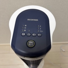 縦型扇風機の画像