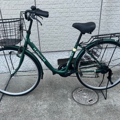 じ*こ様 中古ブリヂストンLEDオートライト自転車26インチ★グリーン※配達地域 BRIDGESTONE エブリッジU 26インチ 内装3段変速付 点灯虫 LED