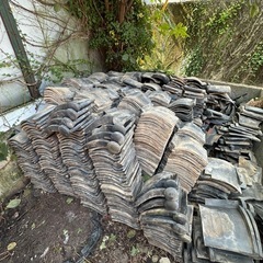屋根瓦の画像