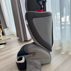 aprica アップリカチャイルドシートの画像