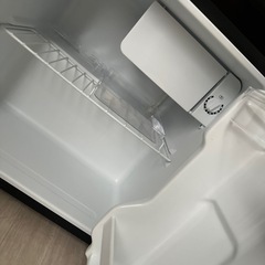 コンフィーの小型冷蔵庫 完全未使用の画像