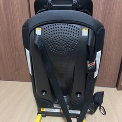 アップリカ　フォームフィット　ISOFIX ジュニアシートの画像