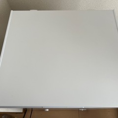 【9ヶ月使用】comfee 99L冷凍庫の画像
