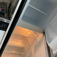 美品maxzen ２ドア冷蔵庫　JR138ML01GM　138Lの画像