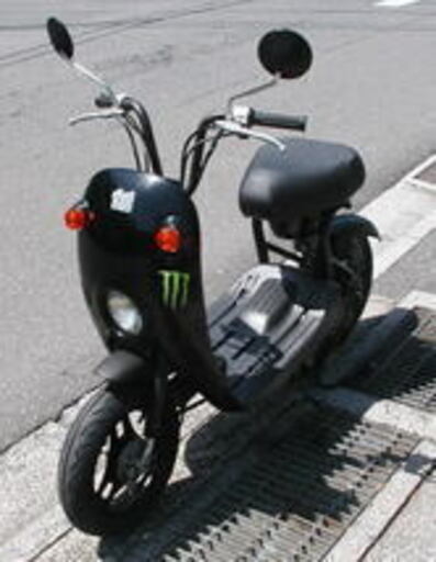 スズキ チョイノリ 　モンスター 超美品 中古、黒、　　　（近場の場合何県何市まで分かれば格安でのお届けも有ります）