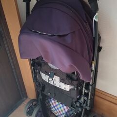 A型ベビーカー　アップリカ　軽量　ワンタッチ開閉の画像