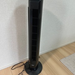 [山善] 扇風機 タワーファン リモコン/風量3段階 タイマー付 ブラック YSR-J802(B) ヤマゼン じゃんジャンクの画像
