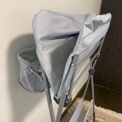 おむつ交換台の画像
