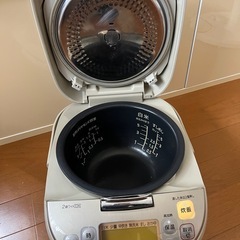 『受渡し予定者決定』炊飯器 national SR-DG10Kの画像