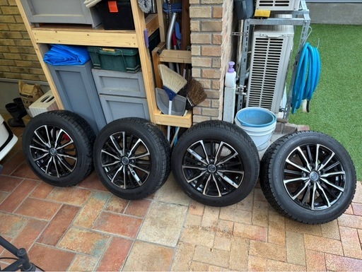 スタッドレスタイヤ