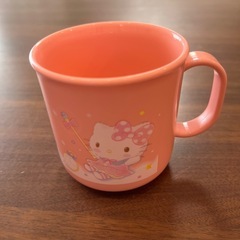 キティちゃん お弁当箱 コップ セットの画像