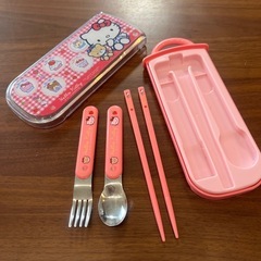 キティちゃん お弁当箱 コップ セットの画像